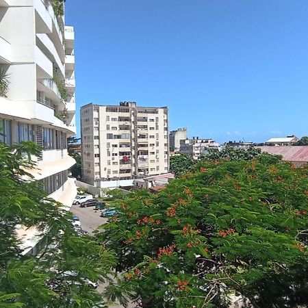 Cozzy 24 Appartement Maputo Buitenkant foto