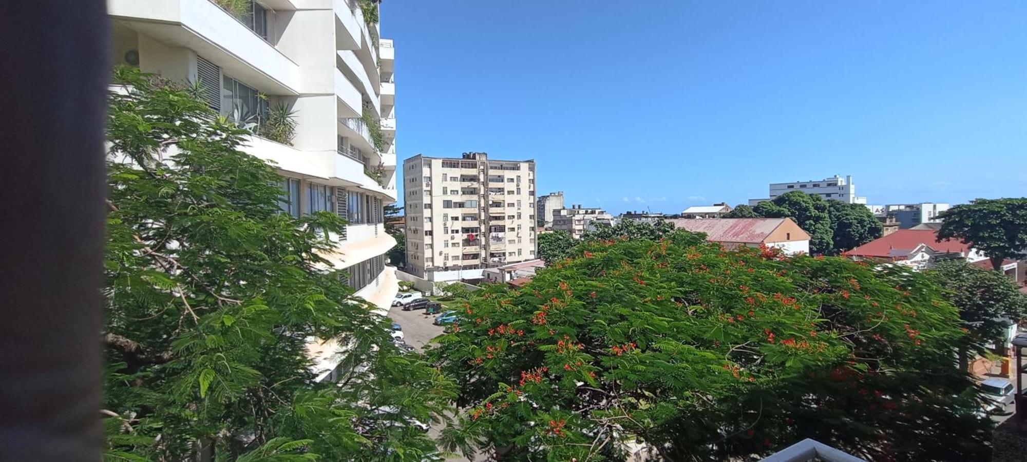 Cozzy 24 Appartement Maputo Buitenkant foto